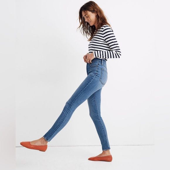 11" High-Rise Skinny Jeans in Maricopa Wash - Picture 1 of 7